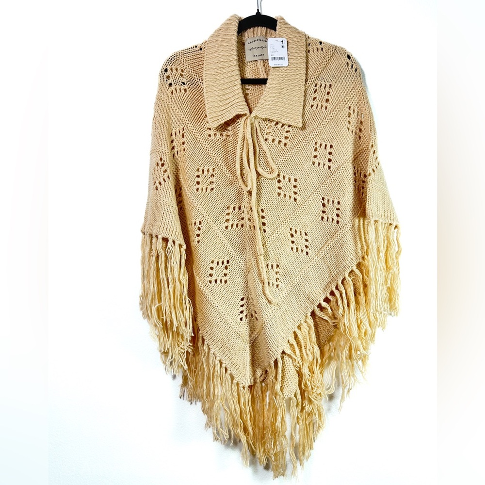 Free People Eyelet Knit Poncho in Ivory NWT - Picture 5 of 9